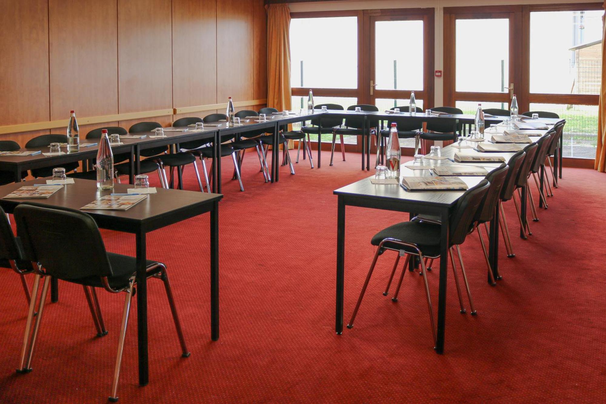 Brit Hotel Agen - L'Aquitaine Le Passage Kültér fotó