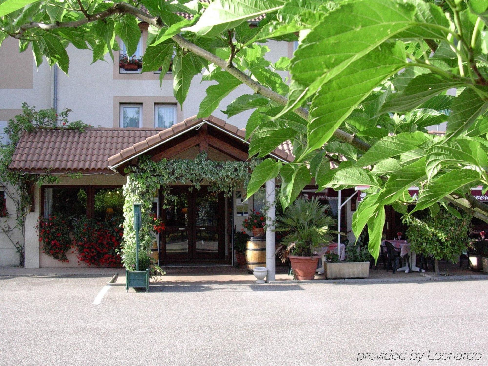 Brit Hotel Agen - L'Aquitaine Le Passage Kültér fotó